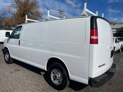 2017 GMC Savana 2500