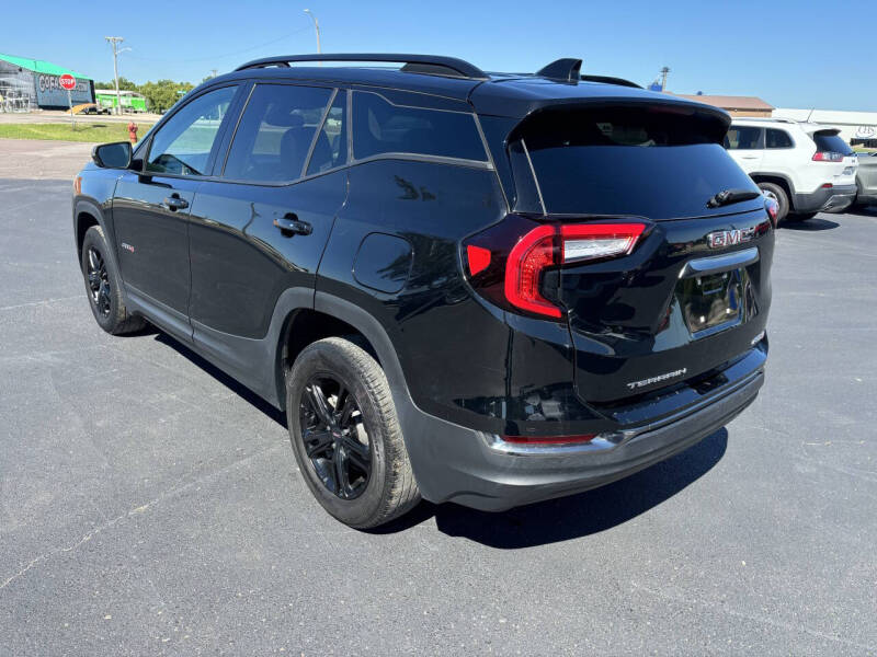 2023 GMC Terrain AT4