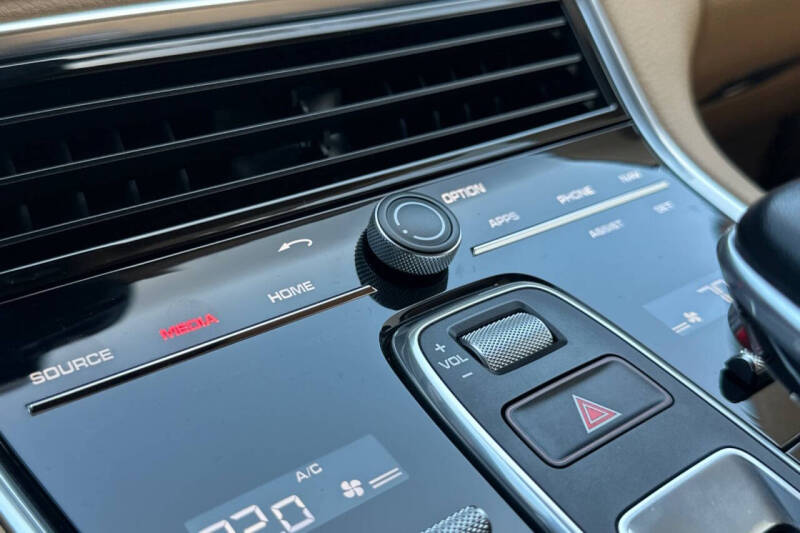 2019 Porsche Panamera