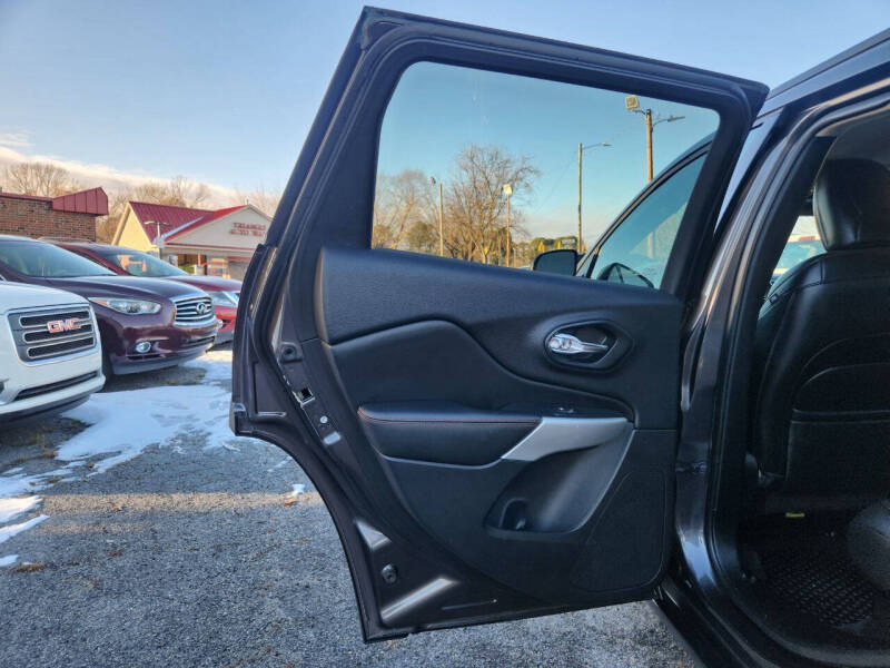 2017 Jeep Cherokee Trailhawk