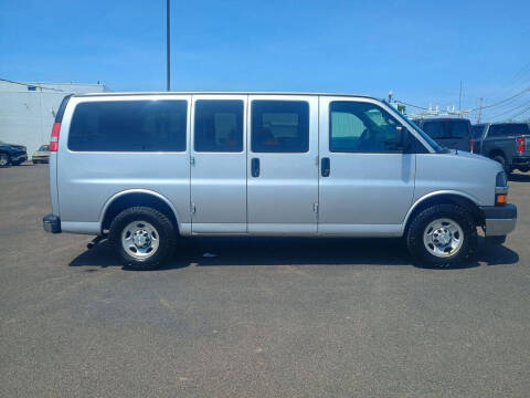 2017 Chevrolet Express LS 2500