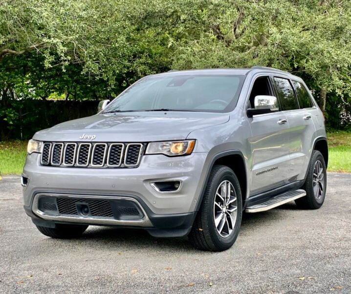 2018 Jeep Grand Cherokee  - $22,995