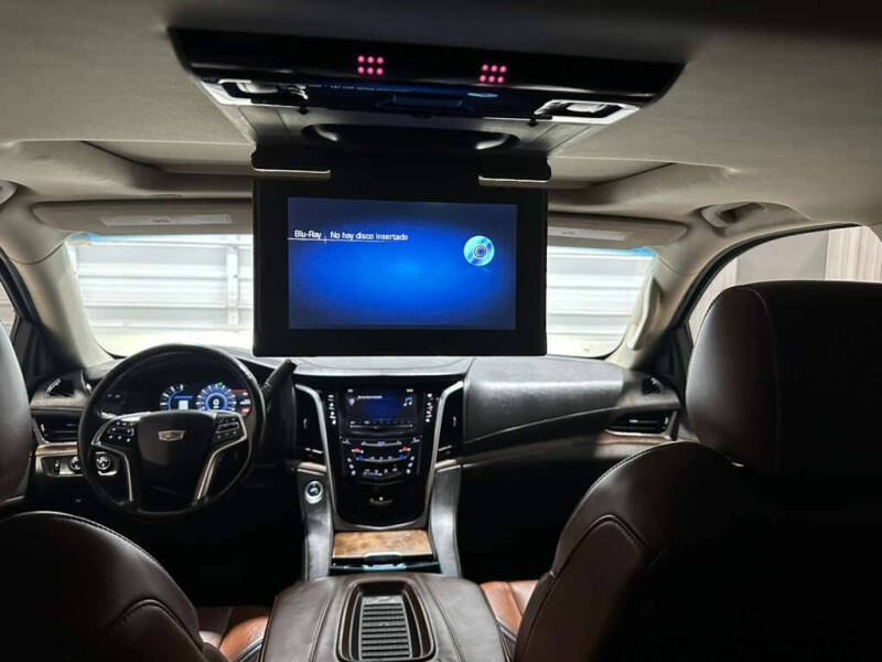 2018 Cadillac Escalade Premium Luxury