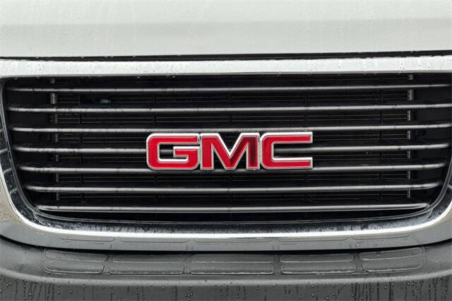 2023 GMC Savana 2500
