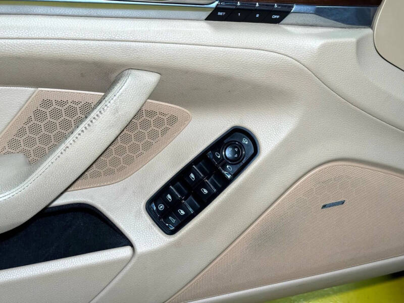 2012 Porsche Panamera