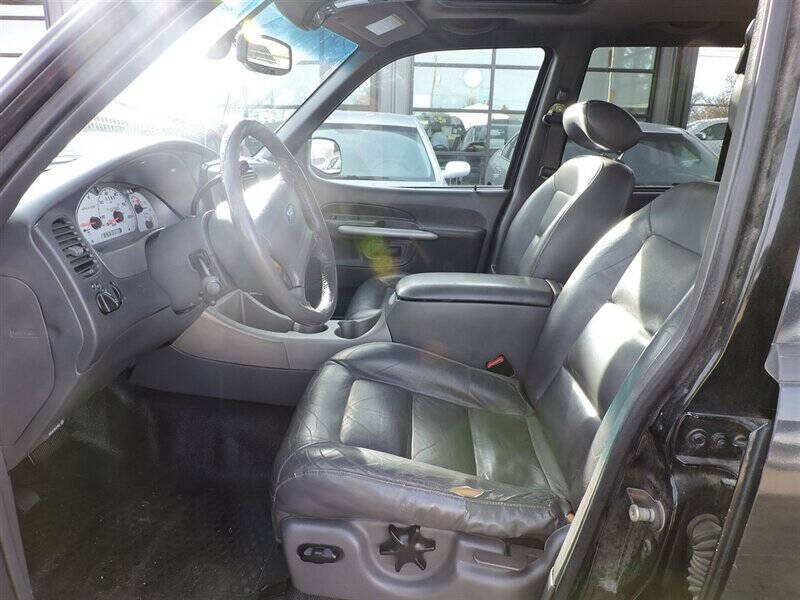 2002 Ford Explorer Sport Trac Value