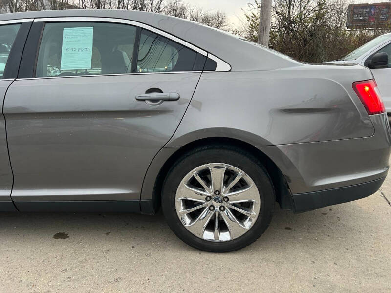 2012 Ford Taurus SEL
