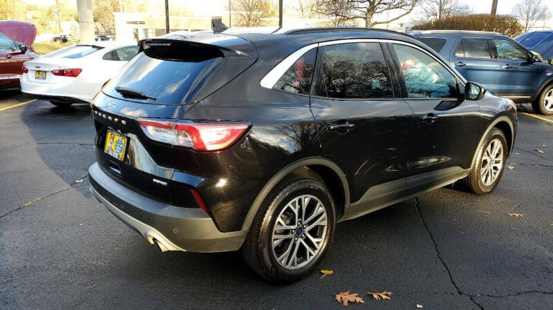2021 Ford Escape SEL