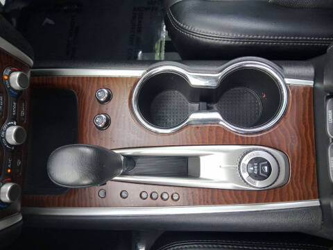 2018 Nissan Pathfinder Platinum