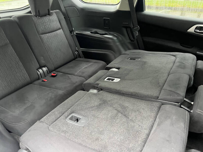 2014 Nissan Pathfinder SV