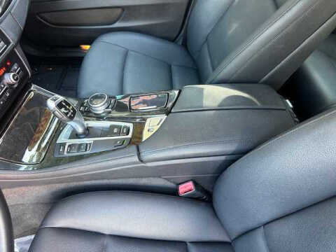 2015 BMW 5 Series 528i