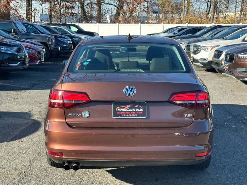 2016 Volkswagen Jetta