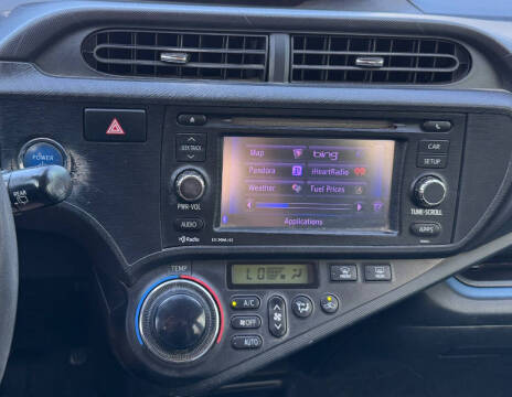 2013 Toyota Prius c Three