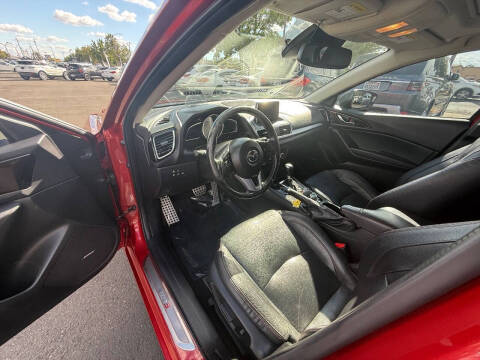 2016 Mazda MAZDA3 s Grand Touring