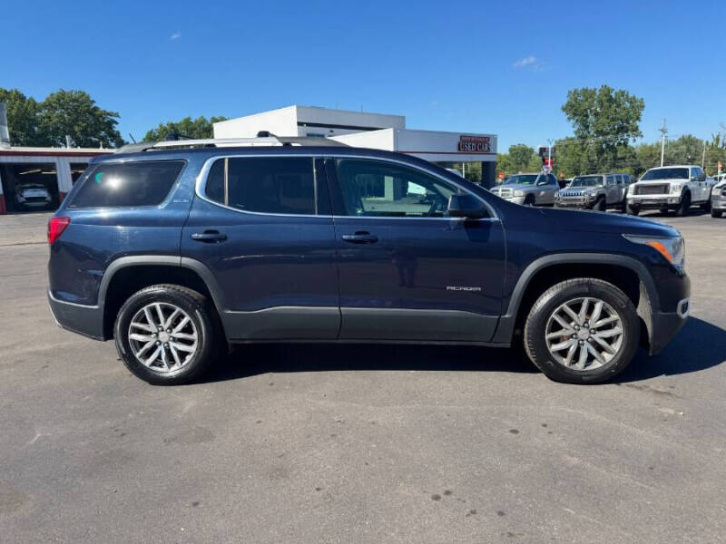 2017 GMC Acadia SLE-2