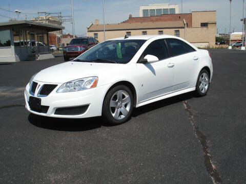 2010 Pontiac G6 for sale at Shelton Motor Company in Hutchinson KS