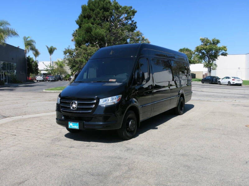 2019 Mercedes-Benz Sprinter Shuttle
