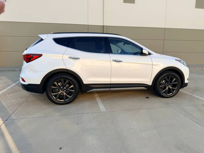 2017 Hyundai Santa Fe Sport 2.0T Ultimate