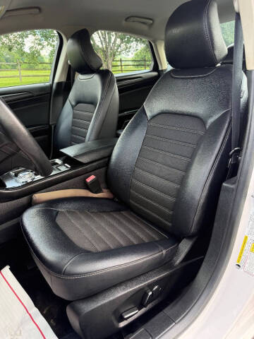 2018 Ford Fusion SE