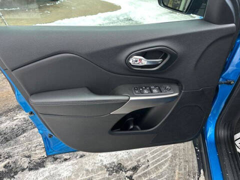 2022 Jeep Cherokee Latitude Lux