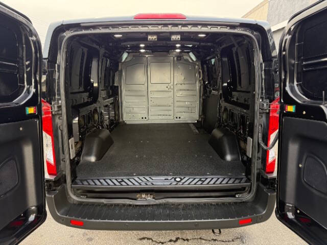 2022 Ford Transit