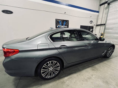 2019 BMW 5 Series 530i