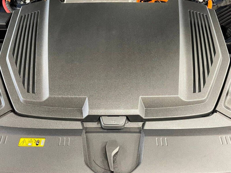 2024 Audi Q8 e-tron quattro Premium Plus