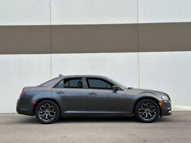 2016 Chrysler 300 for sale at Phoenix Motor Co in Romulus, MI