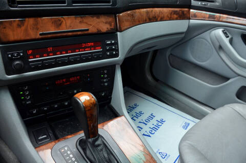 2003 BMW 5 Series 540i