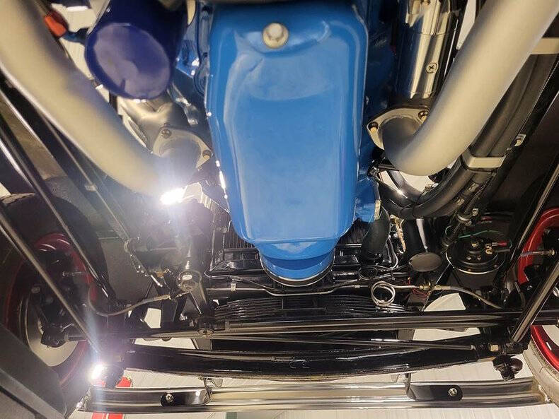 1932 Ford 5-Window
