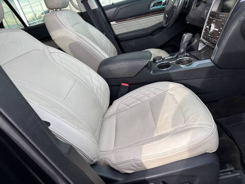 2016 Ford Explorer Platinum