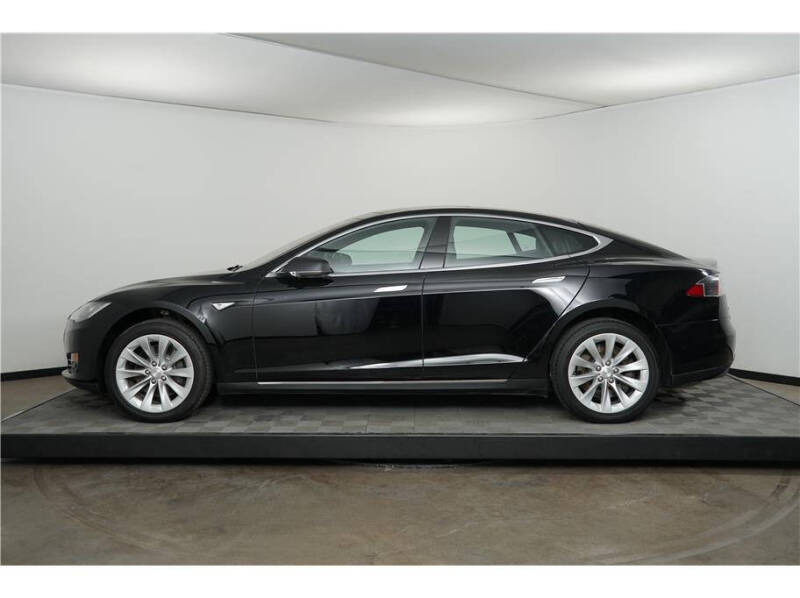 2016 Tesla Model S
