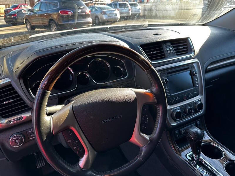 2016 GMC Acadia Denali