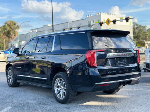 2022 GMC Yukon XL SLT