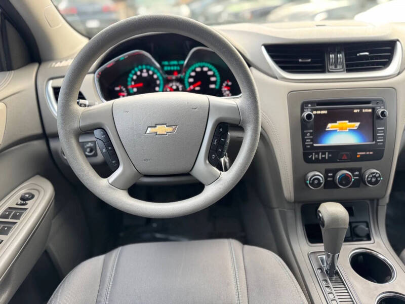 2016 Chevrolet Traverse LS