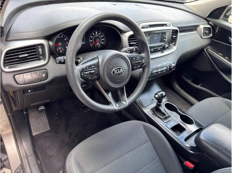 2016 Kia Sorento LX V6