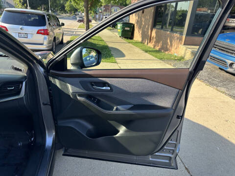 2022 Nissan Rogue SV