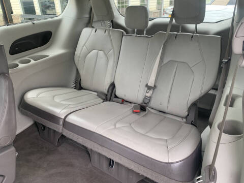 2018 Chrysler Pacifica Touring L Plus