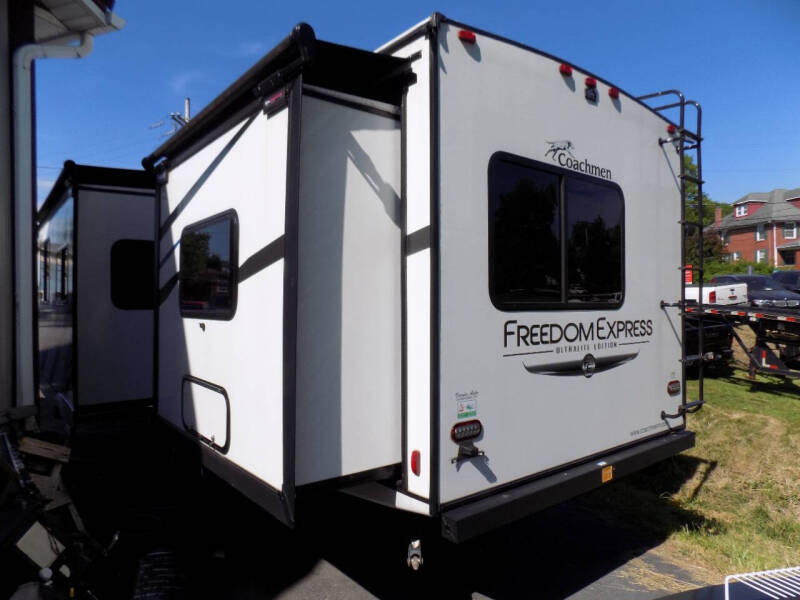 2023 Forest River Freedom Express