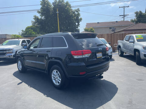 2019 Jeep Grand Cherokee Laredo E