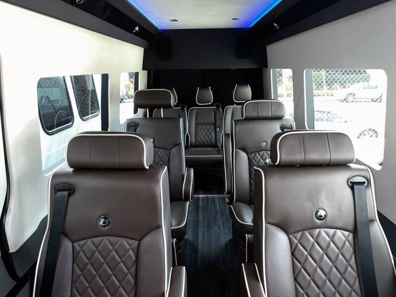2019 Mercedes-Benz Sprinter Shuttle