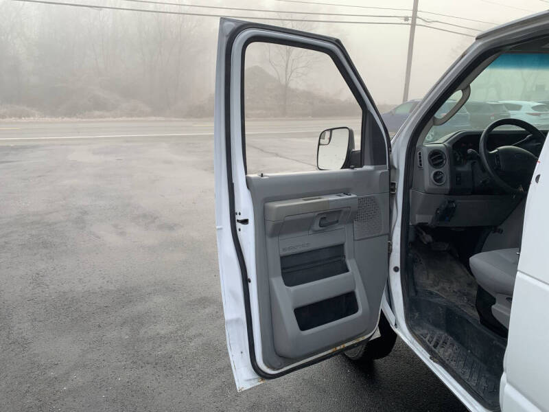 2013 Ford E-Series E-250