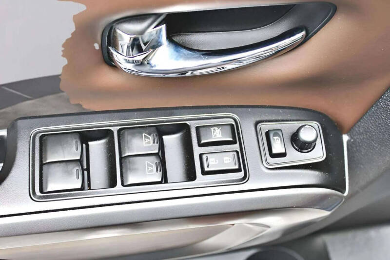 2017 Nissan Titan Platinum Reserve