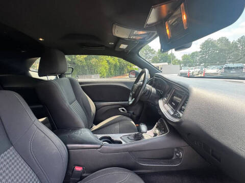 2019 Dodge Challenger SXT