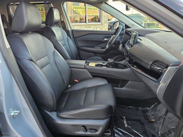 2022 Nissan Rogue SL