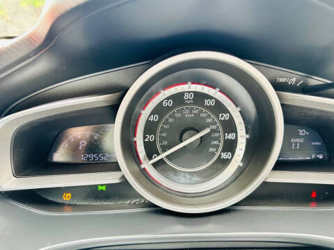 2015 Mazda MAZDA3 i Sport