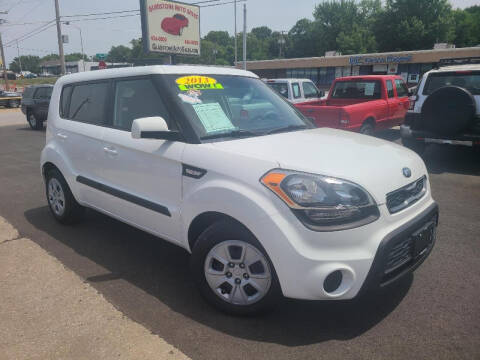 2013 Kia Soul for sale at GLADSTONE AUTO SALES    GUARANTEED CREDIT APPROVAL in Gladstone MO