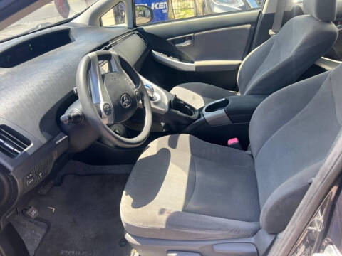2012 Toyota Prius Five