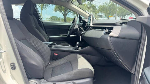 2021 Toyota C-HR LE
