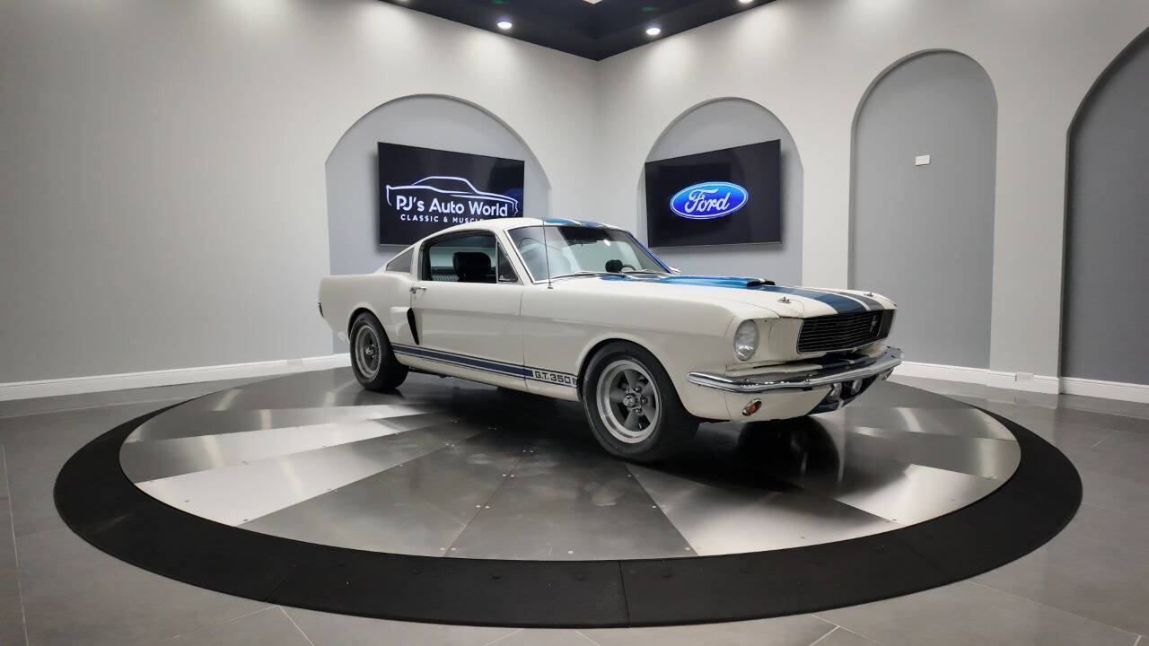 1966 Ford Mustang 5